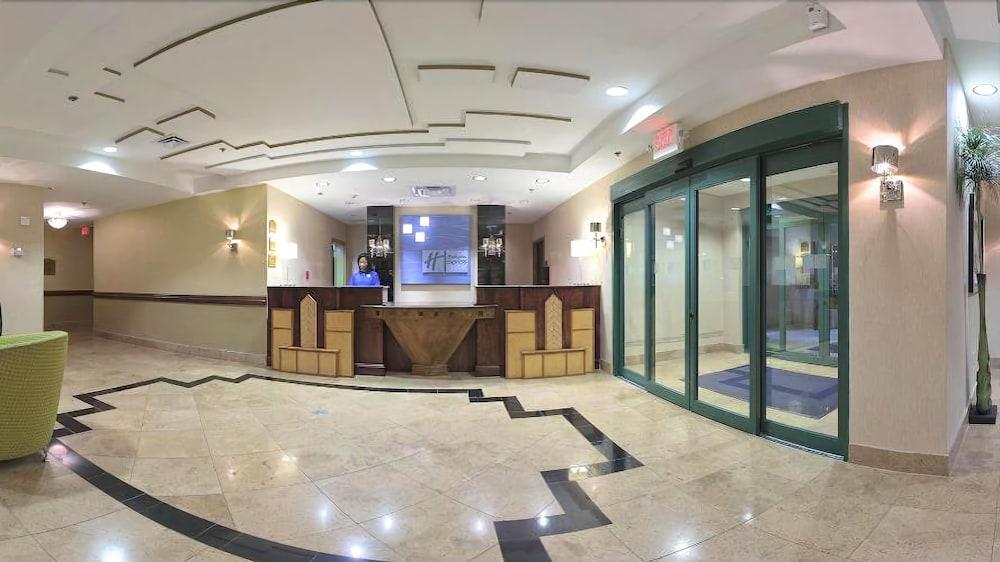Holiday Inn Express Hotel & Suites Birmingham - Inverness 280 By Ihg Екстер'єр фото