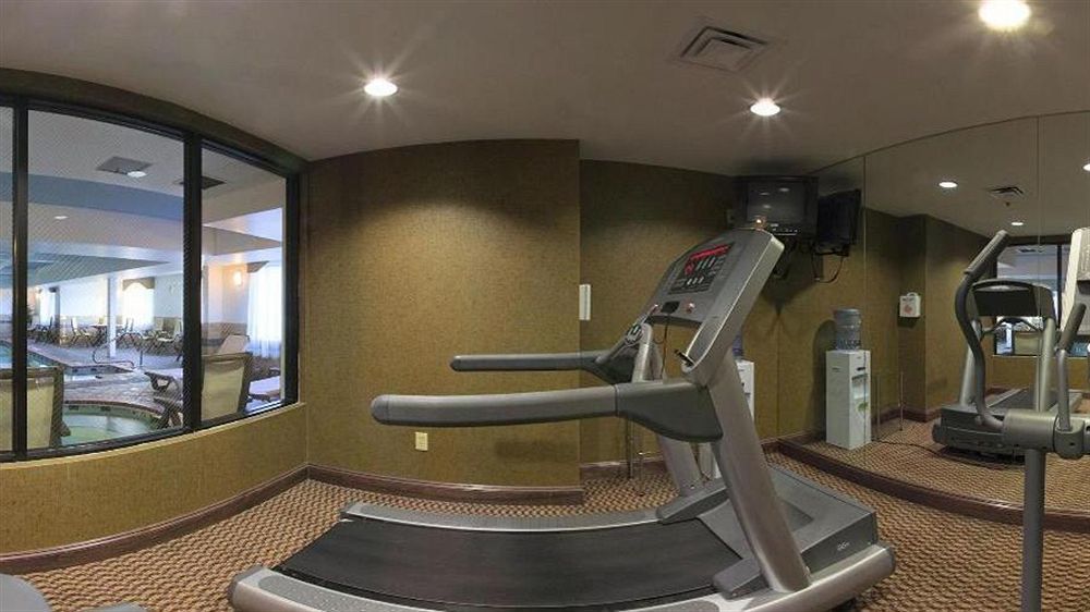 Holiday Inn Express Hotel & Suites Birmingham - Inverness 280 By Ihg Екстер'єр фото